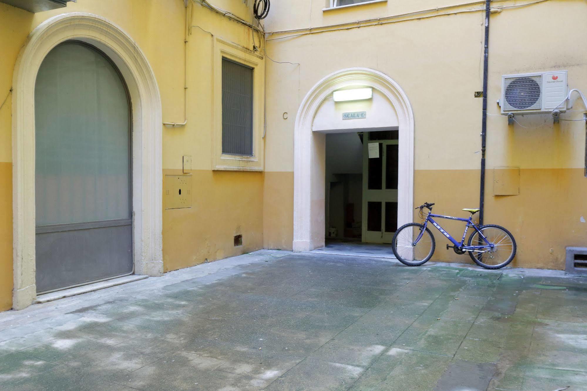 Domus Avi Vaticano Roma Exterior foto